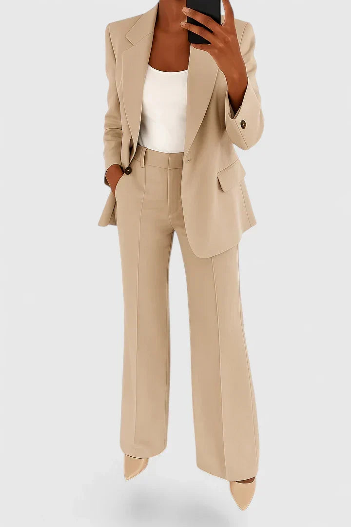 Matilda - Women's Oversized Blazer &Trousers Suit Set